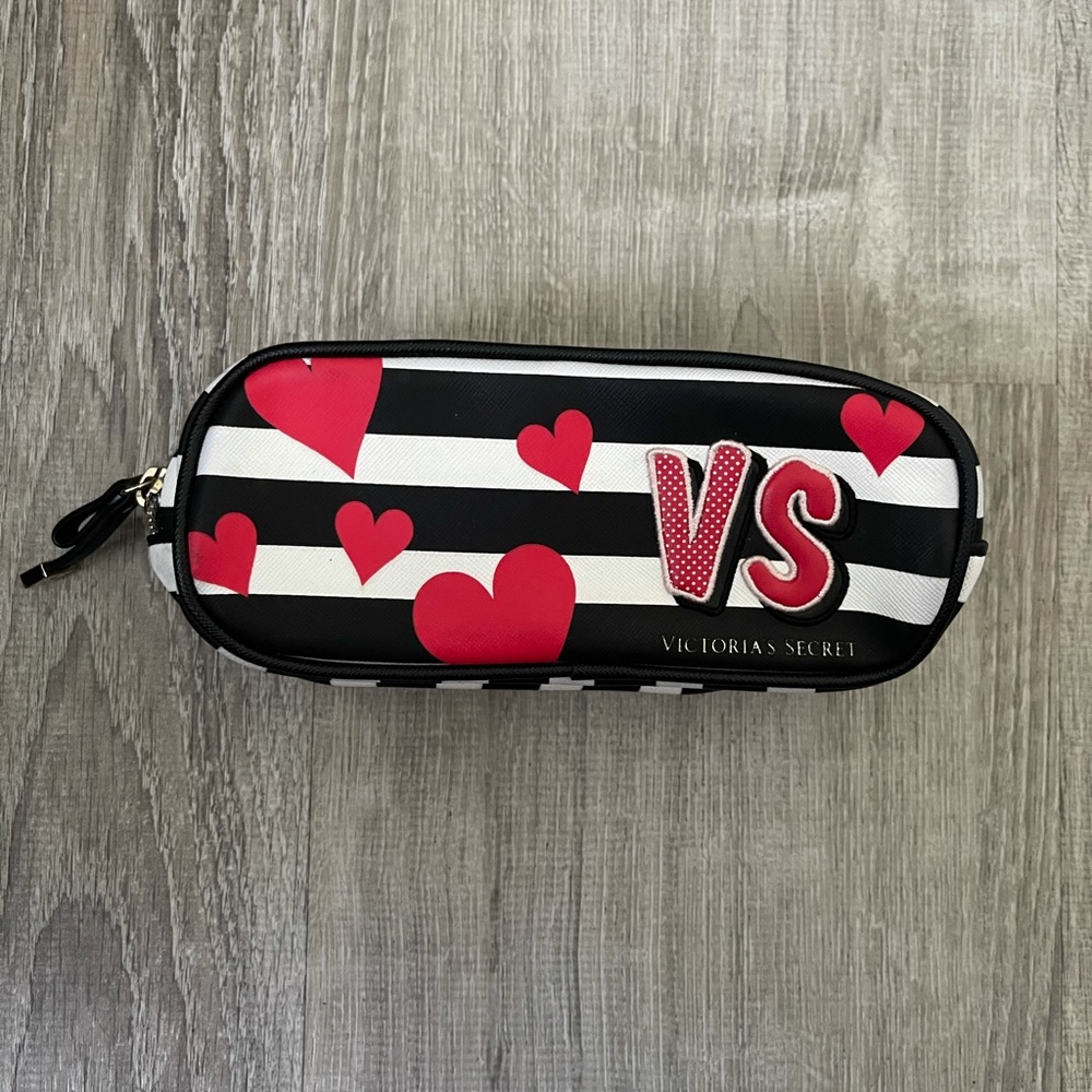 Small cosmetic bag